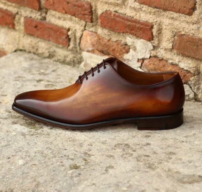 Mens cognac brown dress shoes