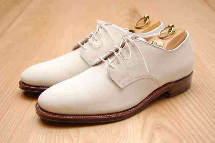 White dress shoe men